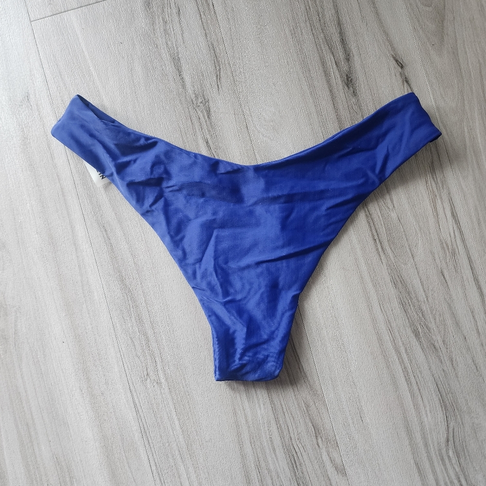 Bikini Bottom - Picture 3 of 4